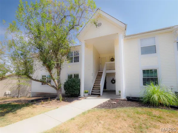 826 Sugar Valley Ct, Saint Peters, MO 63376