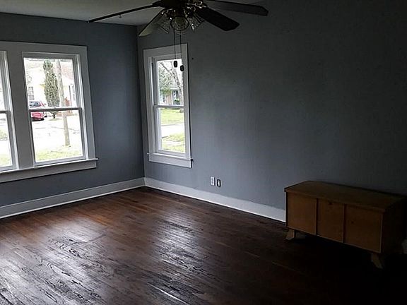4th image of 1506 Des Jardines St