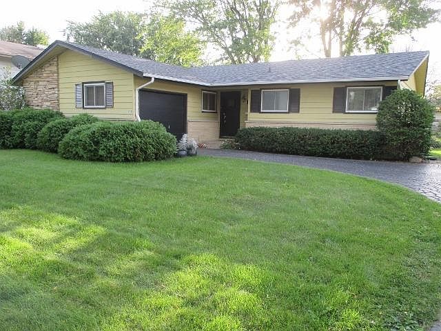 1st image of 260 Cottonwood Dr