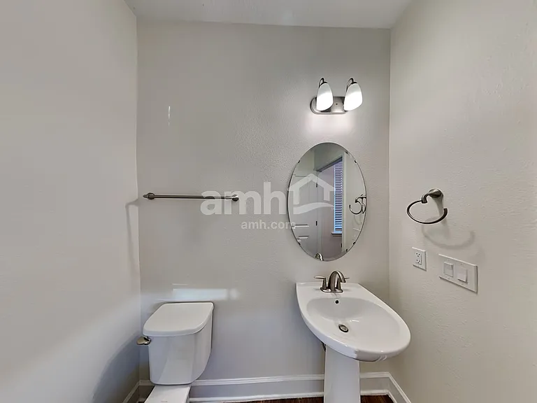405 Crestrun Loop — Photo 8