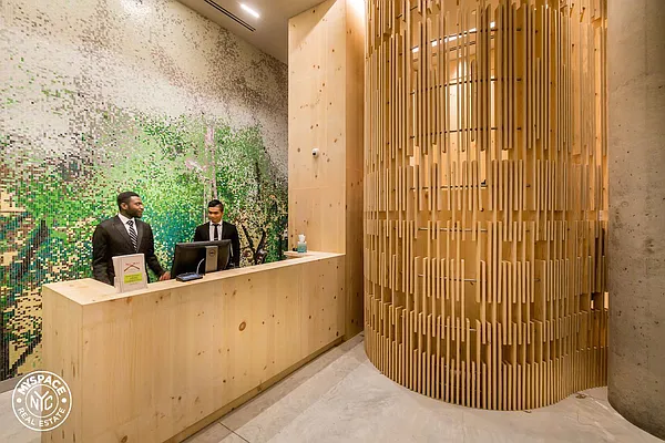 Rented by MySpaceNYC | media 28