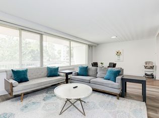 1600 S Eads St #ID1024695P, Arlington, VA 22202