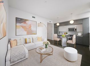 416 W 52nd St #307, New York, NY 10019