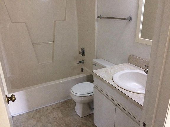 2nd bathroom