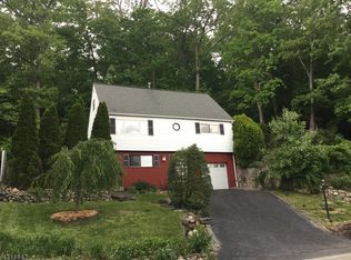 148 Skyline Lakes Dr, Ringwood, NJ 07456