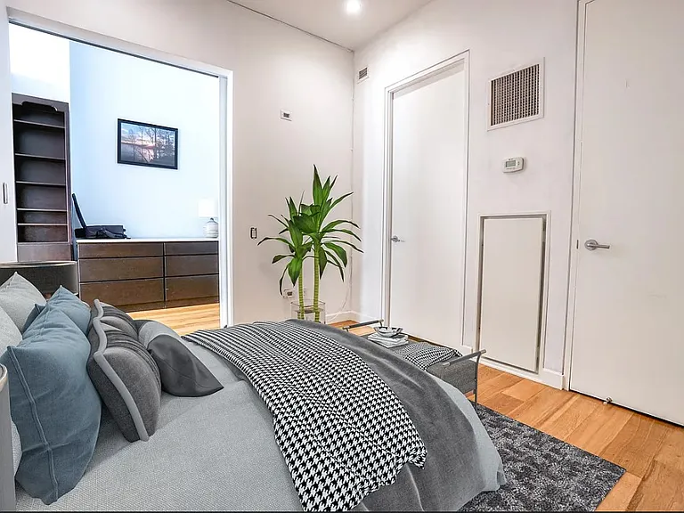 2728 Thomson Ave #423 — Photo 8