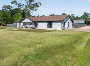 355 County Road 761, Buna, TX 77612