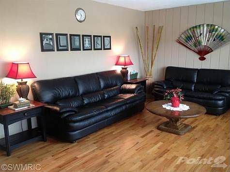 3rd image of 1844 El Dorado Dr