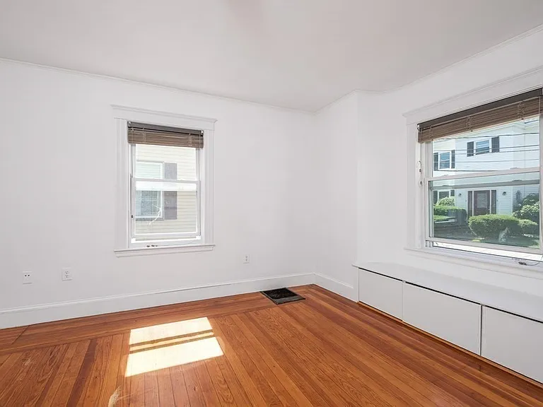 7 Orchard St #1 — Photo 10