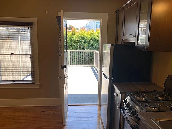 4th image of 1145 21st St #B