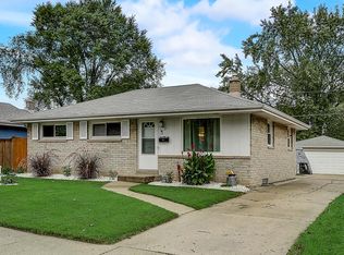 6732 W Tripoli Ave, Milwaukee, WI 53220