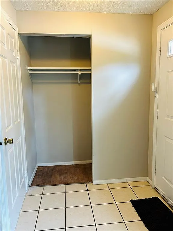 3 bed, 2.5 bath, 1540 sqft, $1,650 — Photo 2