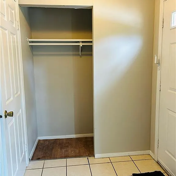 4309 Lehaven Cir — Photo 2