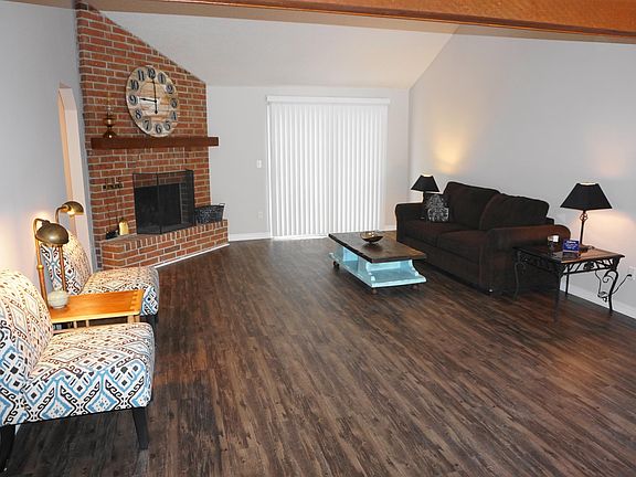 4th image of 1485 Classic Oak Ct