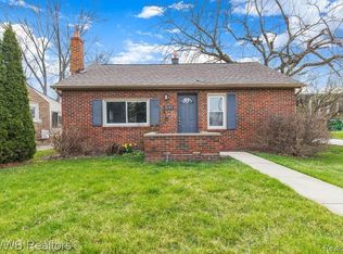 28785 Brentwood St, Southfield, MI 48076