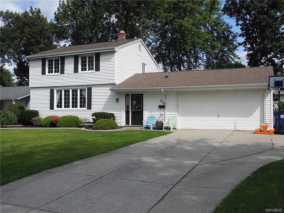 2nd image of 250 Willow Ridge Dr