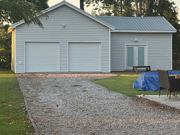 2nd image of 119 Sheffield Rd