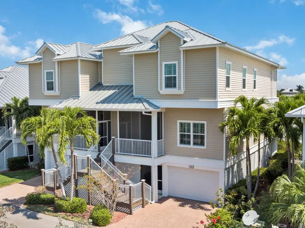 338 Angler Dr #902, Goodland, FL 34140