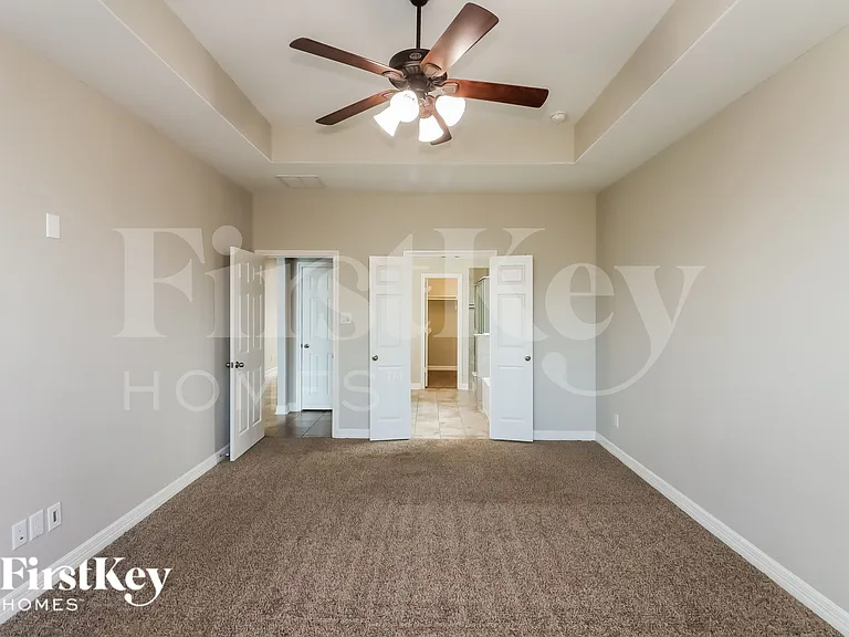 9743 Stratton Ridge Dr — Photo 8