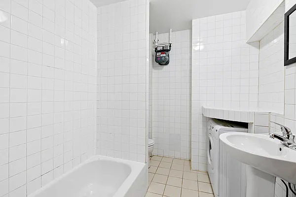 Rented by Compass | media 9