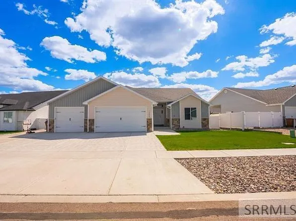 1205 Angela St, Chubbuck, ID 83202