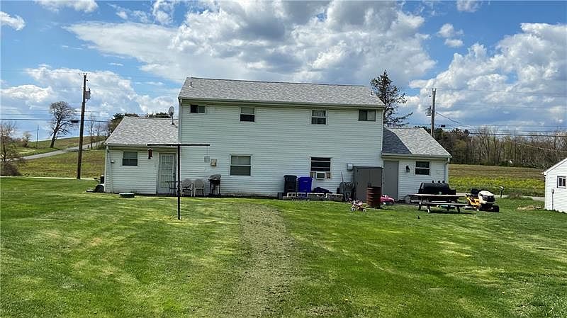 2nd image of 338 Victory Rd