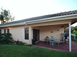 910 SW 87th Ter, Fort Lauderdale, FL 33324