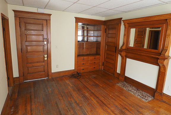 4th image of 90 N Winooski Ave APT 1