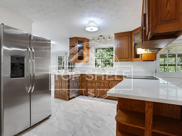 4684 Ben Hill Dr — Photo 13
