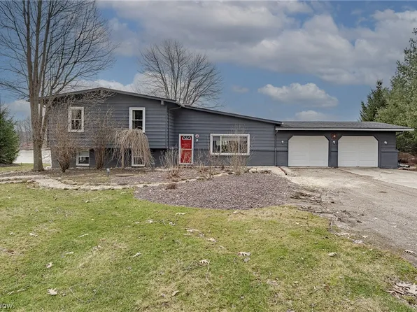 1501 Morning Star Dr, Rock Creek, OH 44084