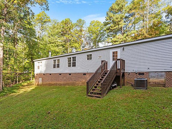 5th image of 4016 Richard Ln