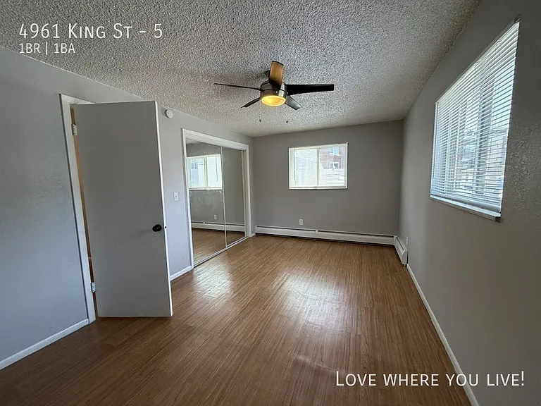 4961 King St #5 — Photo 5