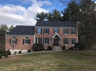10 Dover Cir, Franklin, MA 02038