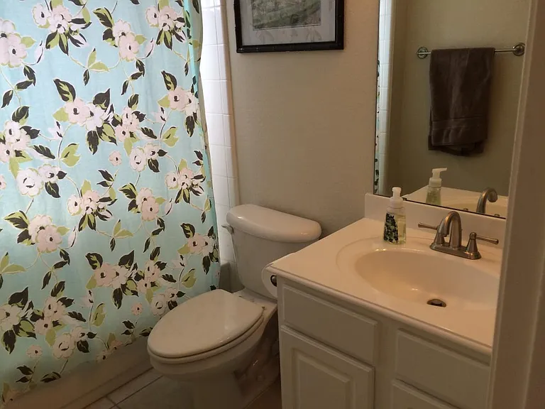 2nd bathroom