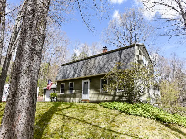18 Summit Road, Gray, ME 04039