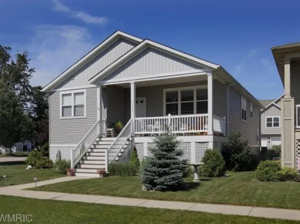 5314 Parkview Ln, South Haven, MI 49090