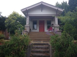 2752 44th Ave SW, Seattle, WA 98116