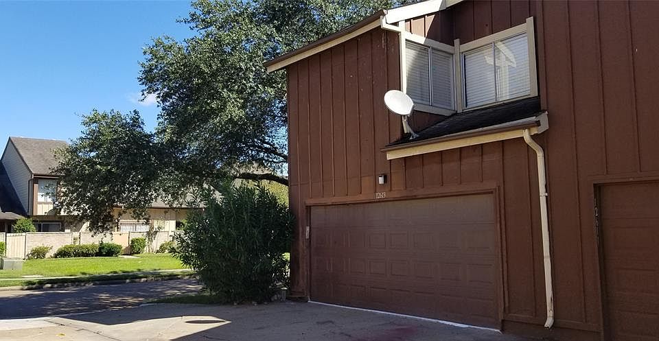 1st image of 12613 Newbrook Dr