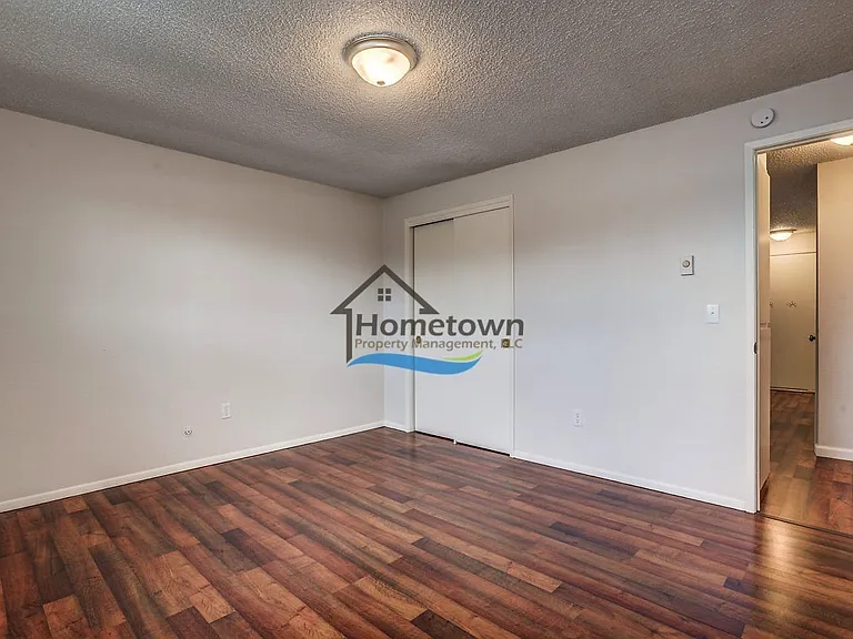 110 E Borah Ave — Photo 14