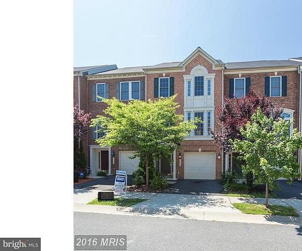 1st image of 1018 Hotchkiss Pl