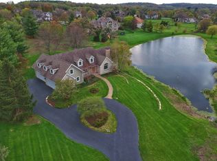 37W481 Grey Barn Rd, St Charles, IL 60175