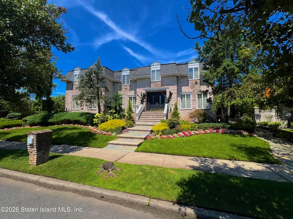 415 Vineland Ave, Staten Island, NY 10312