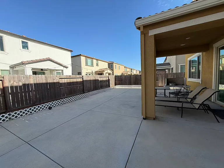 10528 Tenor Way — Photo 2