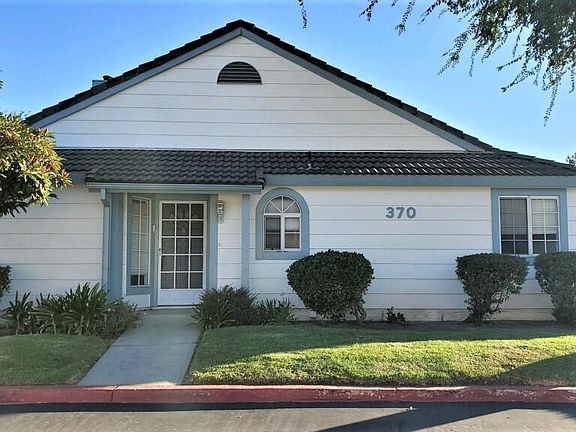 5th image of 370 Jeremiah Dr Unit A