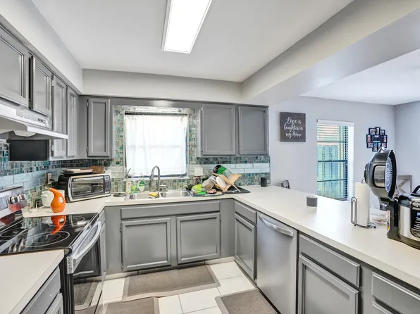 1457 SW 25th Place #D1, Boynton Beach, FL 33426