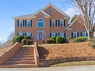 3420 Willow Wind Dr, Pfafftown, NC 27040