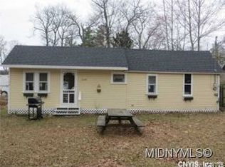 6739 N Lakeshore Rd, Verona Beach, NY 13162