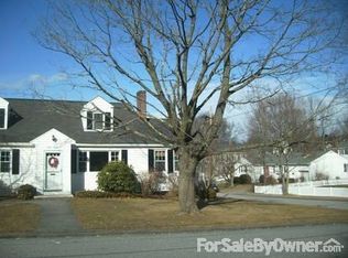 130 Glenwood St, Lowell, MA 01852