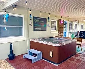 3 bed, 2.0 bath, 1545 sqft, $4,300 — Photo 4