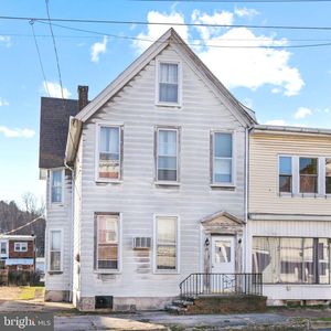 26 S 2nd St, Saint Clair, PA, 17970